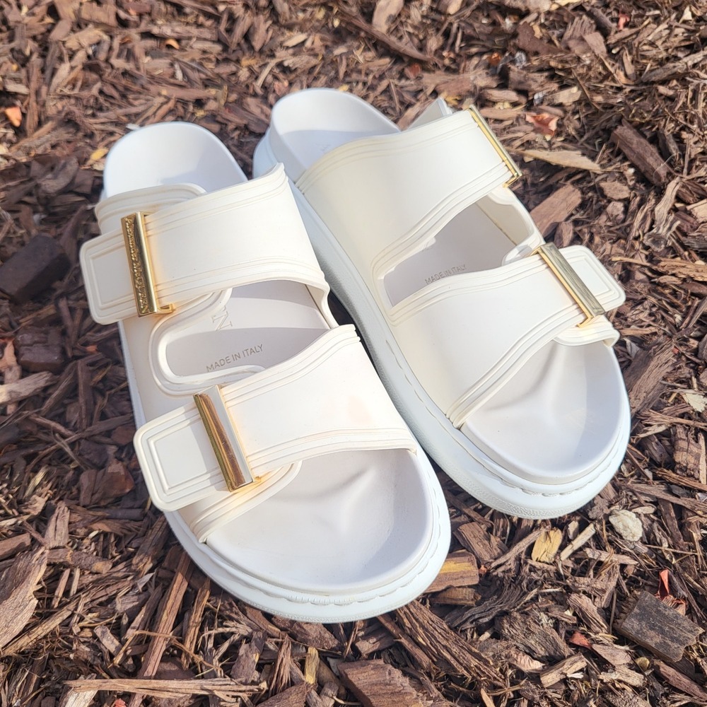 Alexander McQueen Hybrid Slide Ivory w/ Gold Buckle Size 37 Women's